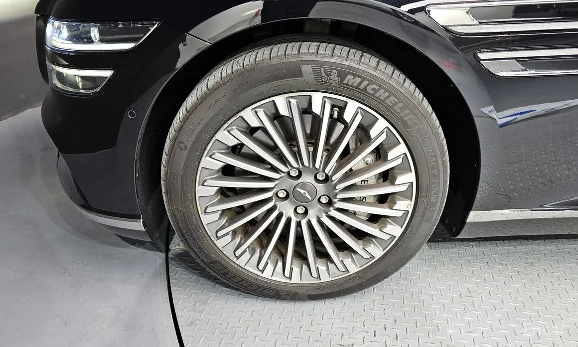 Genesis G80 2021 e-AWD