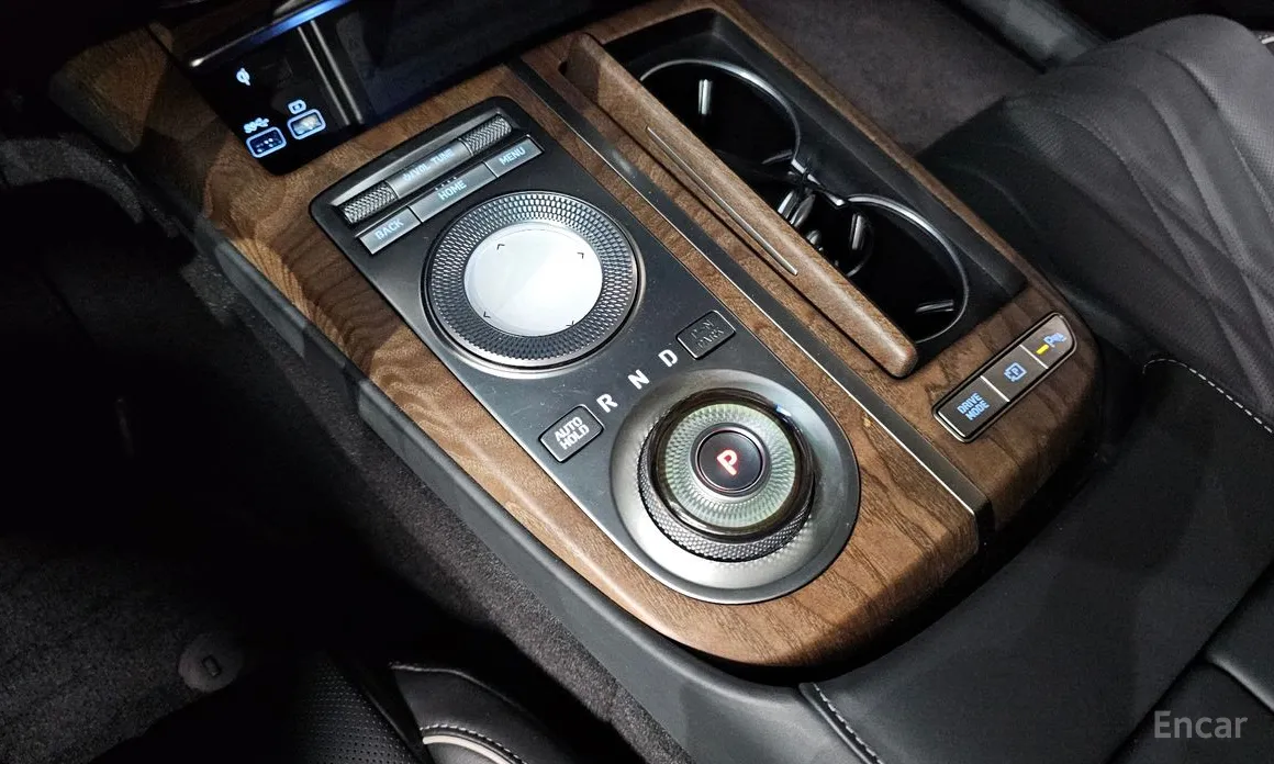 Genesis G80 2021 e-AWD