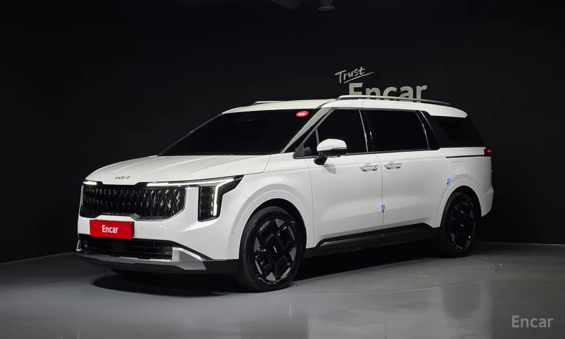 Kia Carnival 2023 9-Seater Noblesse