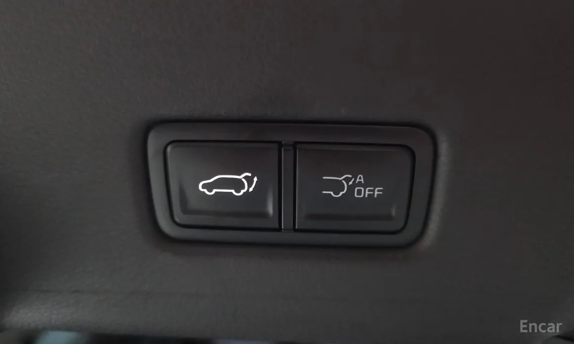 Kia Carnival 2023 9-Seater Noblesse