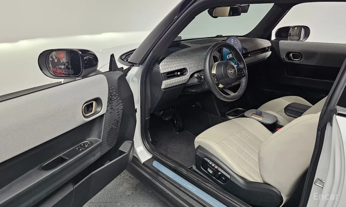 Mini Cooper 2024 Favoured