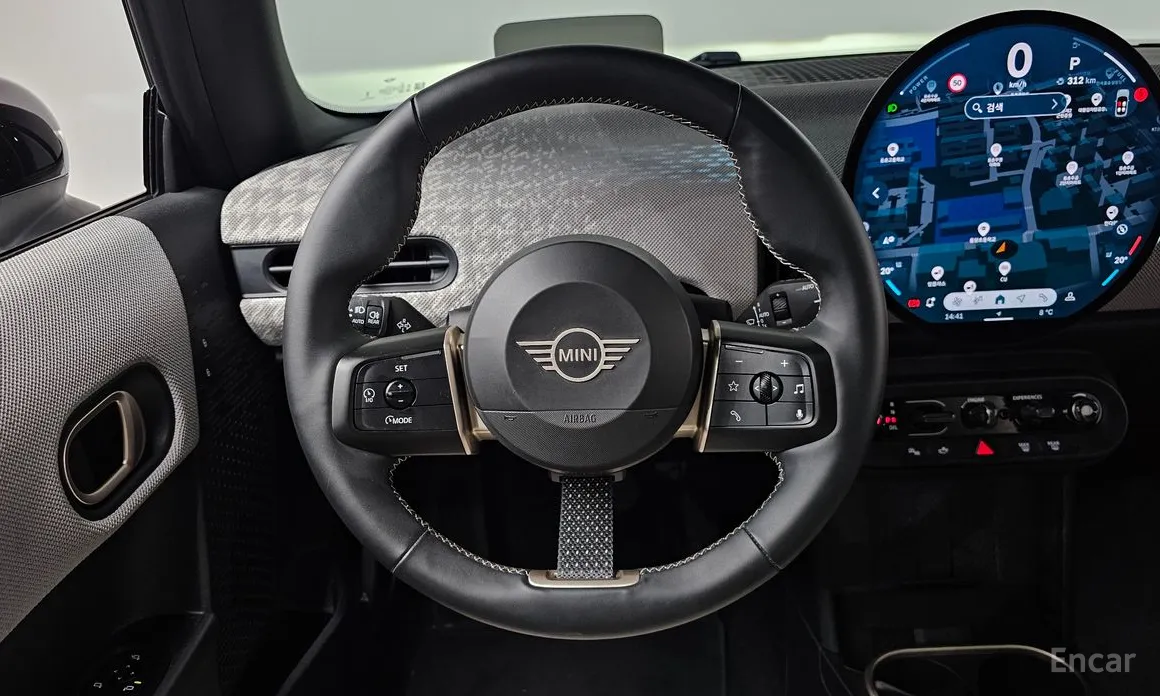 Mini Cooper 2024 Favoured