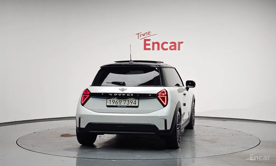 Mini Cooper 2024 Favoured