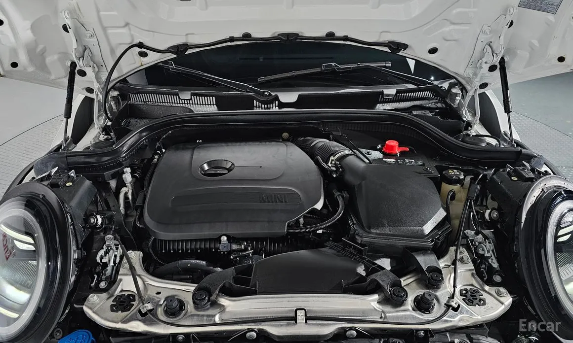 Mini Cooper 2024 Favoured