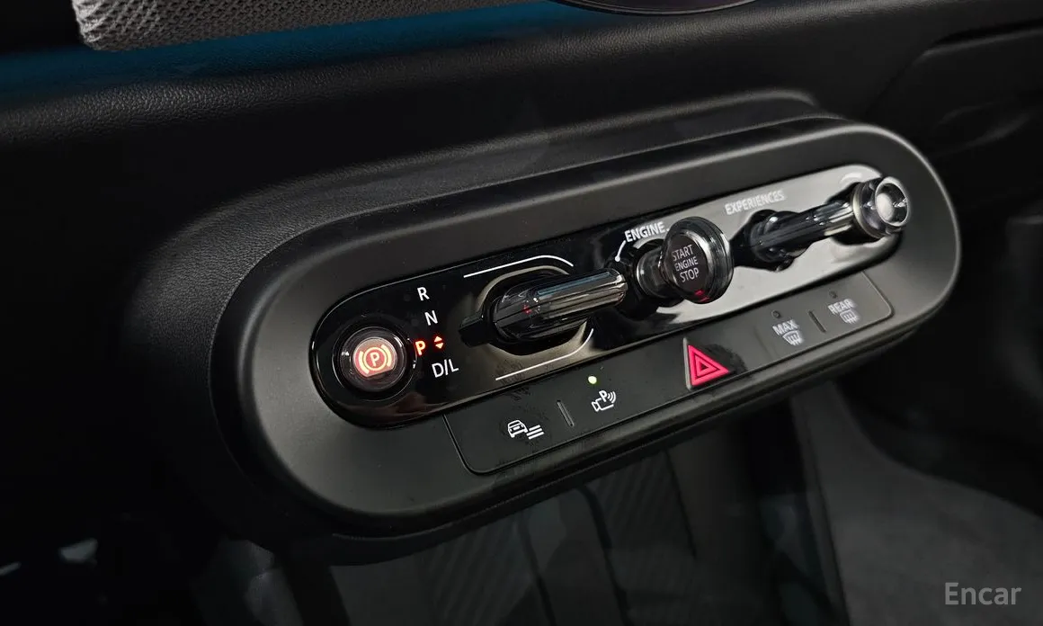 Mini Cooper 2024 Favoured