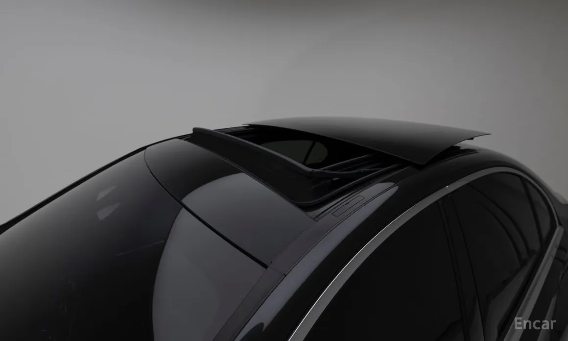 Mercedes-Benz C-Class 2022 C300 4MATIC Avantgarde