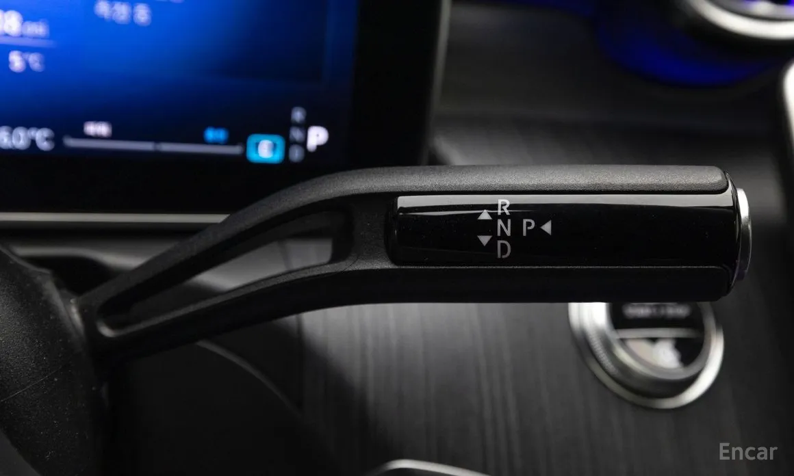 Mercedes-Benz C-Class 2022 C300 4MATIC Avantgarde