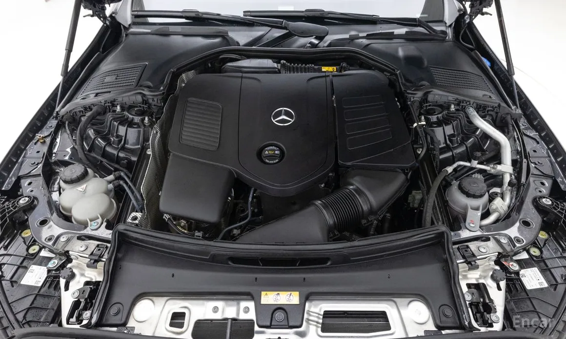 Mercedes-Benz C-Class 2022 C300 4MATIC Avantgarde