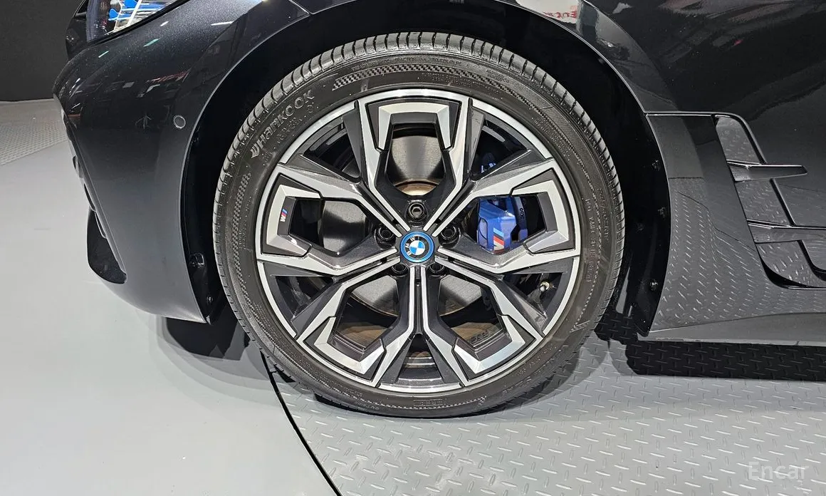 BMW i4 2021 eDrive40 M Sports Pro