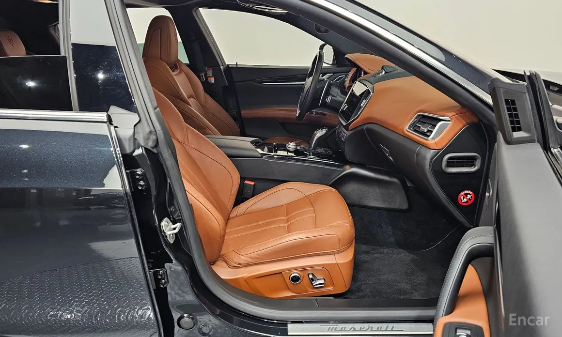 Maserati Ghibli 2013 3.0 Modena