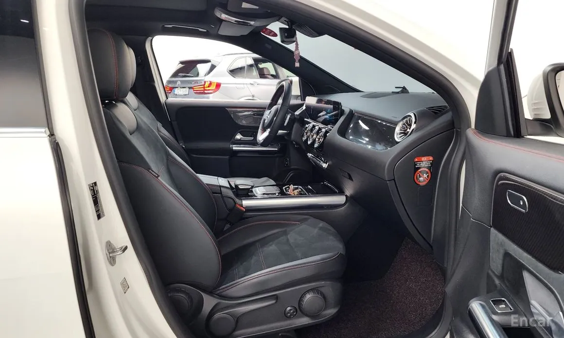 Mercedes-Benz GLA-Class 2020 GLA250 4MATIC