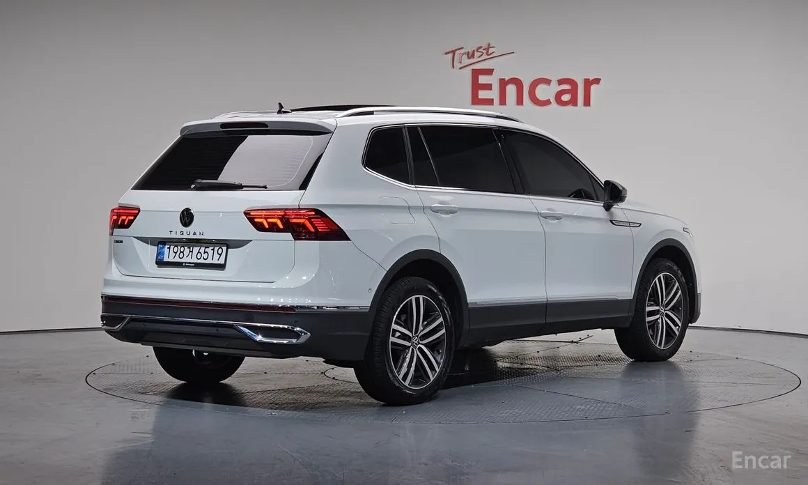Volkswagen Tiguan 2018 2.0 TSI Prestige