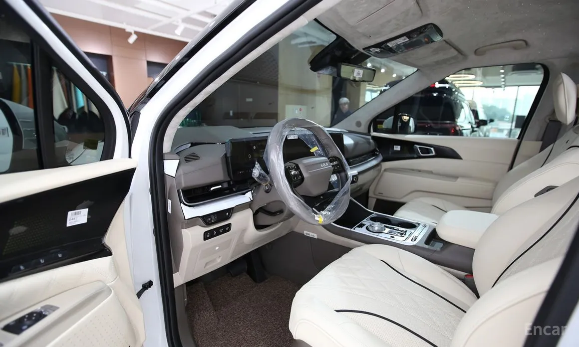 Kia Carnival 2023 HEV 9-Seater Hi-Limousine (Special vehicle)