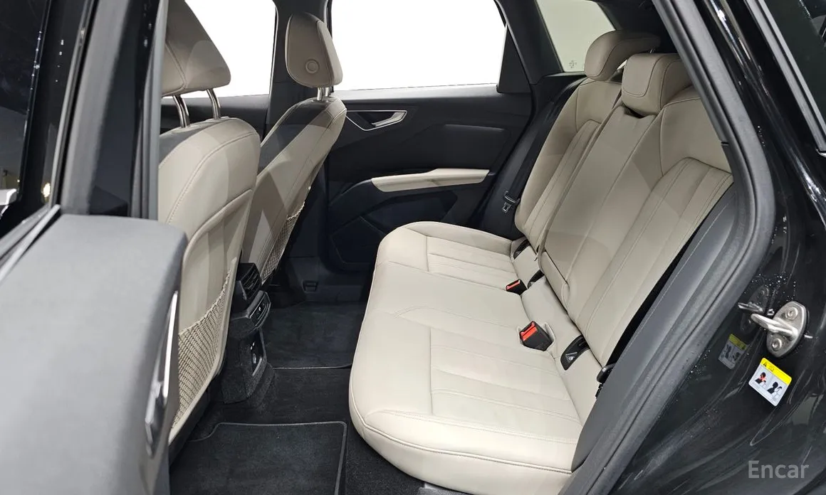 Audi Q4 e-tron 2022 45