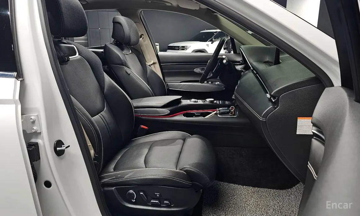 Genesis GV70 2022 e-AWD