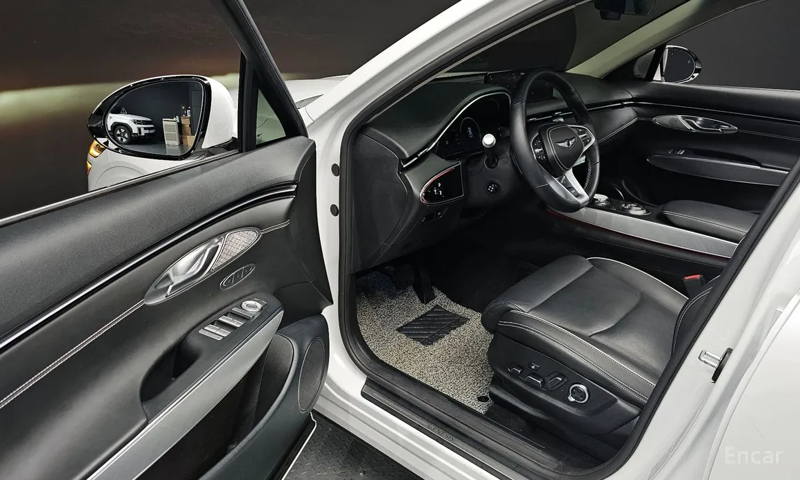 Genesis GV70 2022 e-AWD