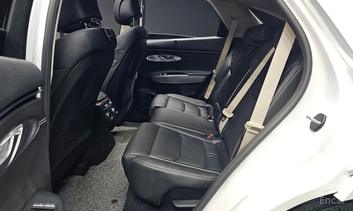 Genesis GV70 2022 e-AWD