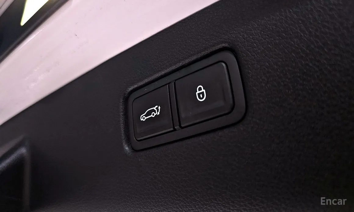 Genesis GV70 2022 e-AWD