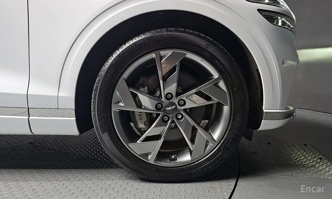 Genesis GV70 2022 e-AWD