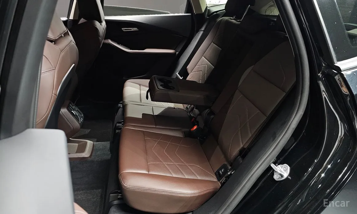 BMW 2 Series 2022 220i Advantage