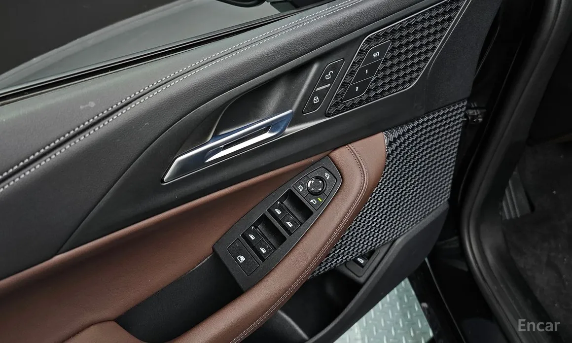 BMW 2 Series 2022 220i Advantage