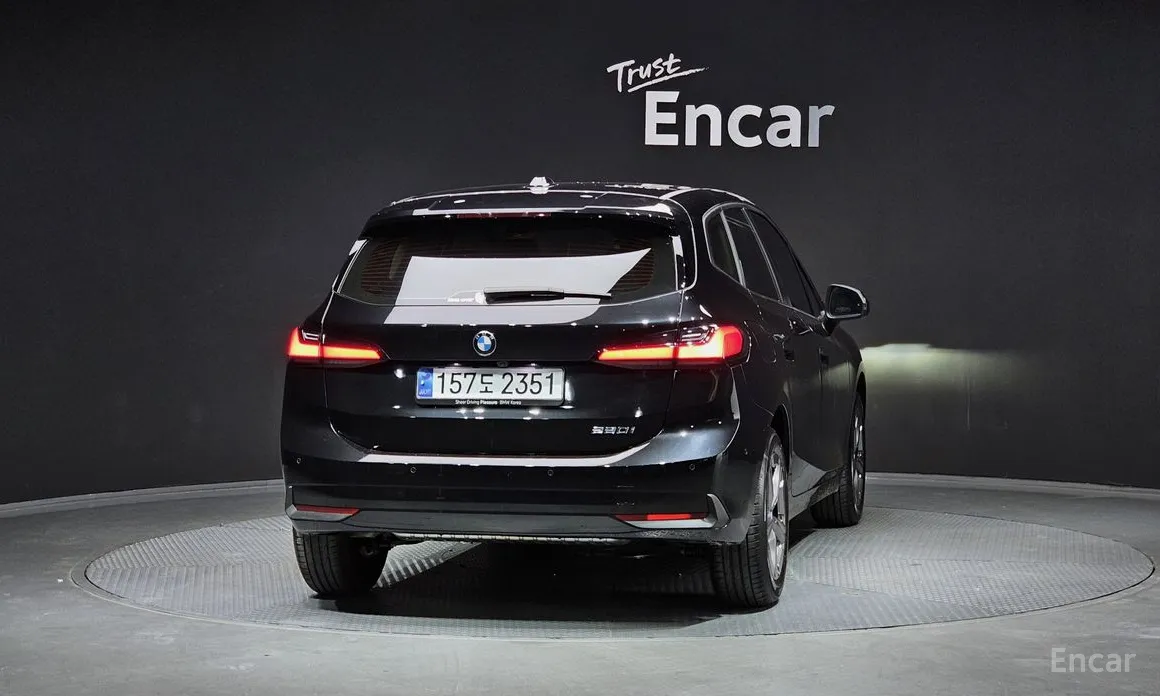 BMW 2 Series 2022 220i Advantage