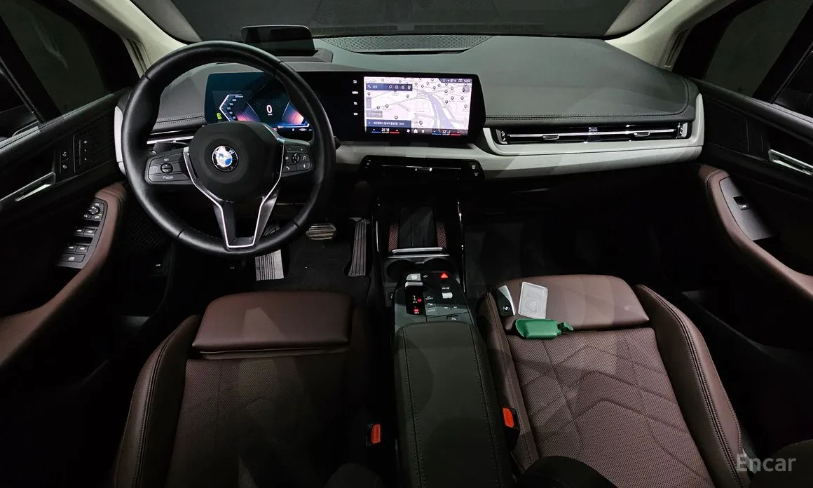 BMW 2 Series 2022 220i Advantage