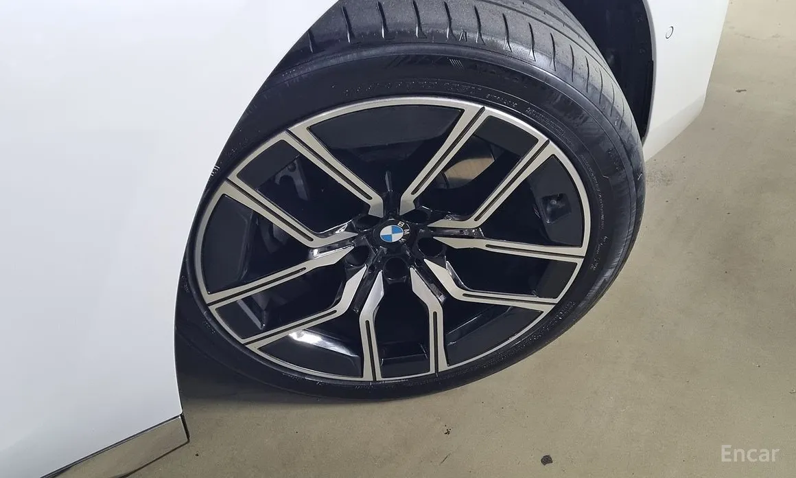 BMW 7 Series 2022 740d xDrive M Sport