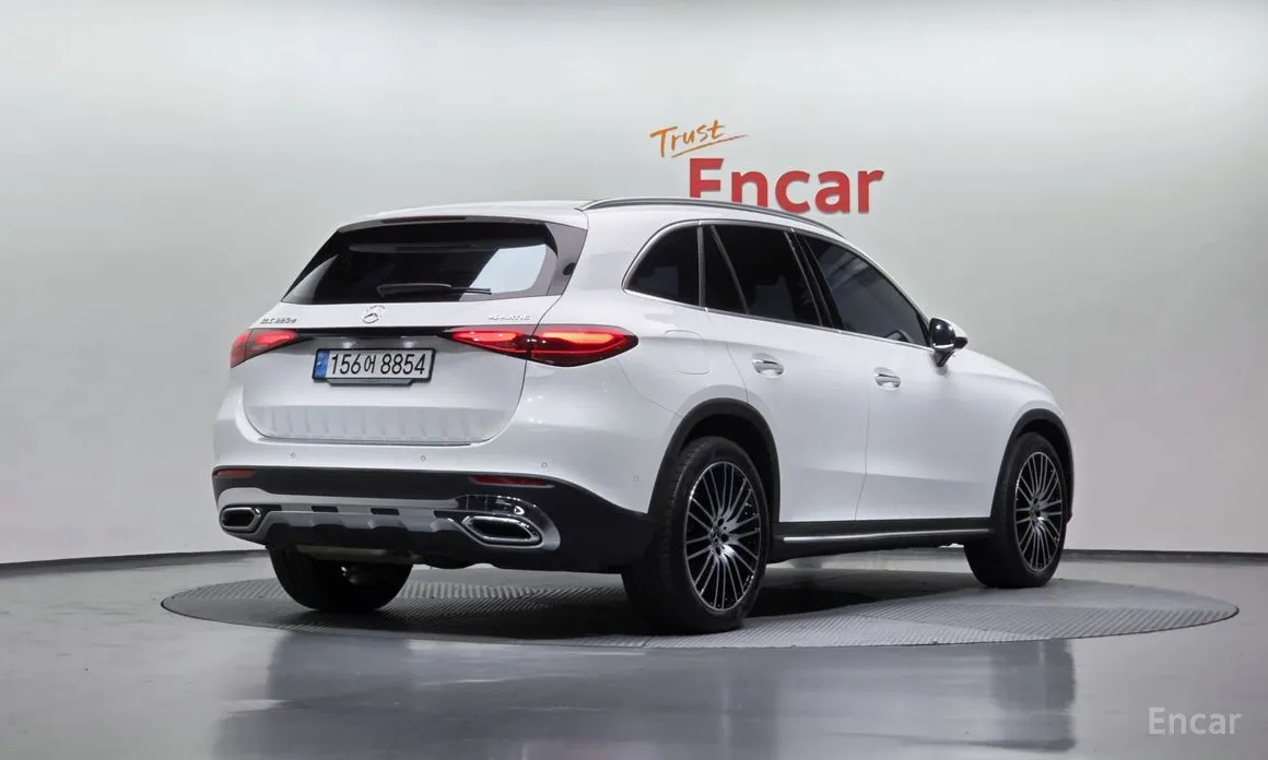 Mercedes-Benz GLC-Class 2023 GLC220 d 4MATIC