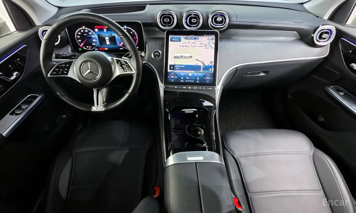 Mercedes-Benz GLC-Class 2023 GLC220 d 4MATIC