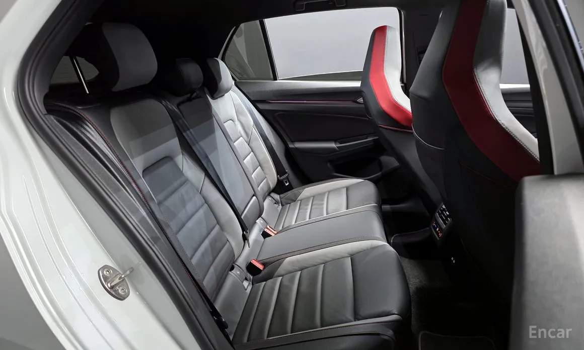 Volkswagen Golf 2022 2.0 GTI