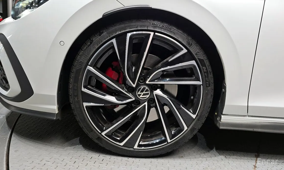 Volkswagen Golf 2022 2.0 GTI