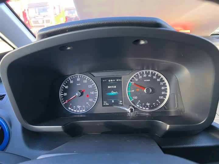 Foton Smart Smurf E7 2024 2024款 改款 纯电动厢式运输车 平顶2座 亿纬锂能41.86kWh