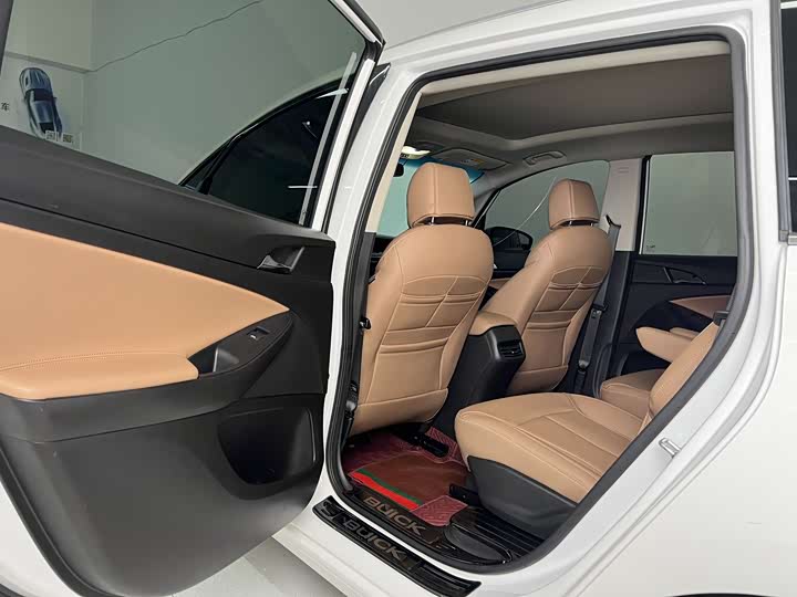 Buick GL6 2021 2021款 323T 轻混动互联豪华型