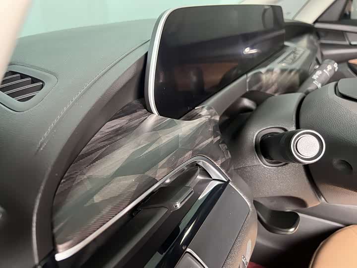 Buick GL6 2021 2021款 323T 轻混动互联豪华型