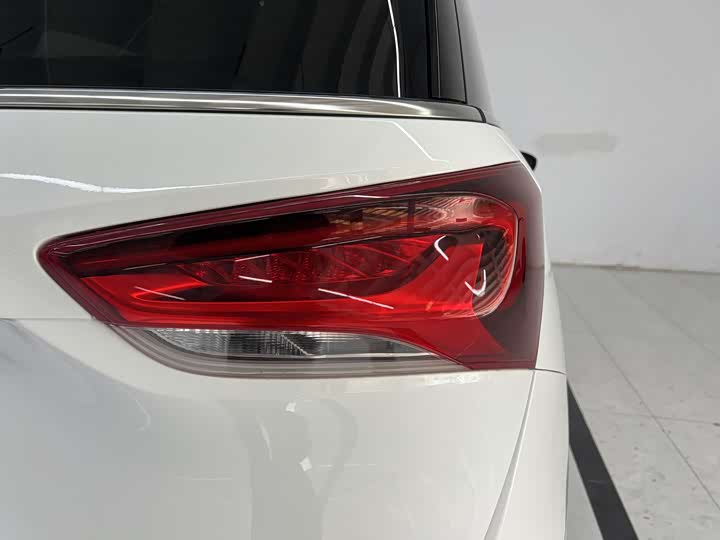 Buick GL6 2021 2021款 323T 轻混动互联豪华型