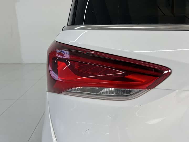 Buick GL6 2021 2021款 323T 轻混动互联豪华型