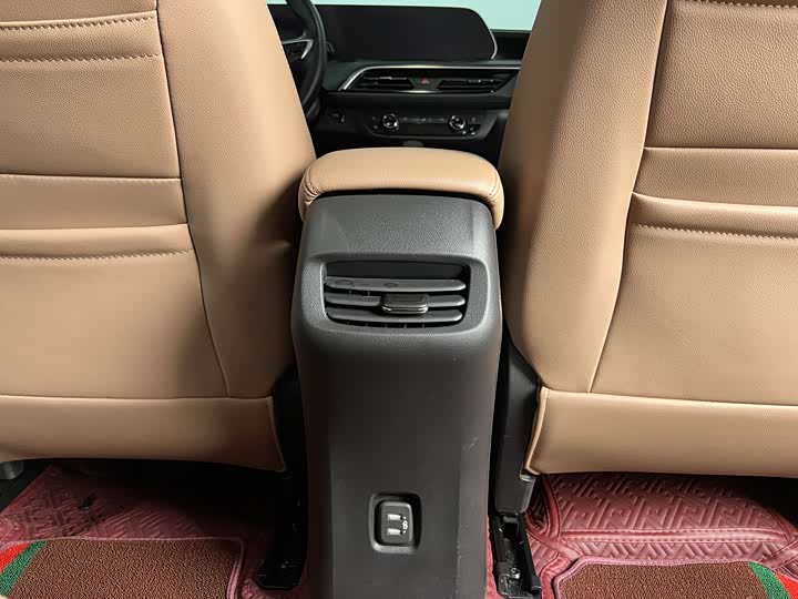 Buick GL6 2021 2021款 323T 轻混动互联豪华型