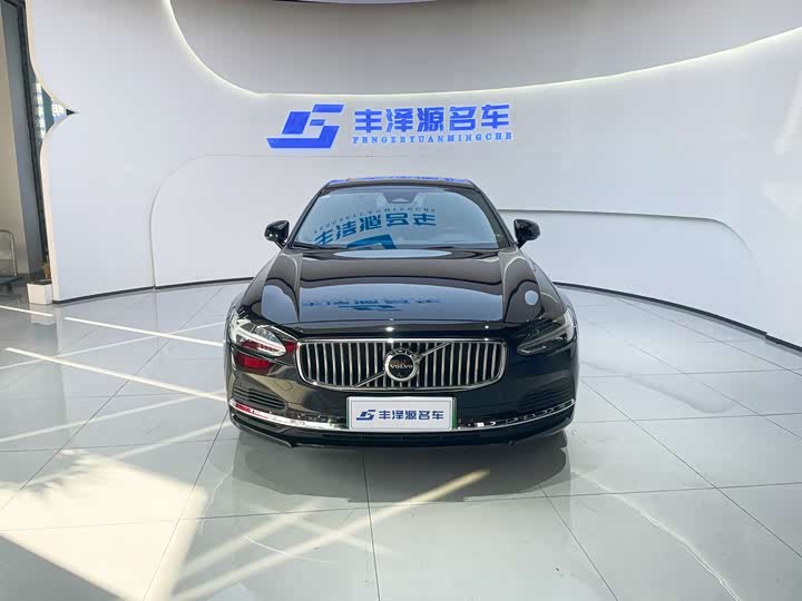 Volvo S90 Hybrid 2024 2024款 插电式混动 四驱长续航智雅豪华版