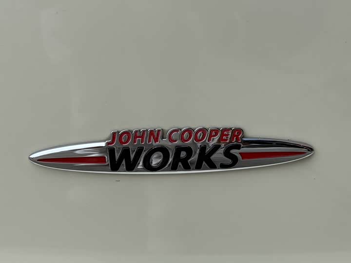 Mini Mini JCW 2023 2023款 2.0T JOHN COOPER WORKS Pat Moss纪念版