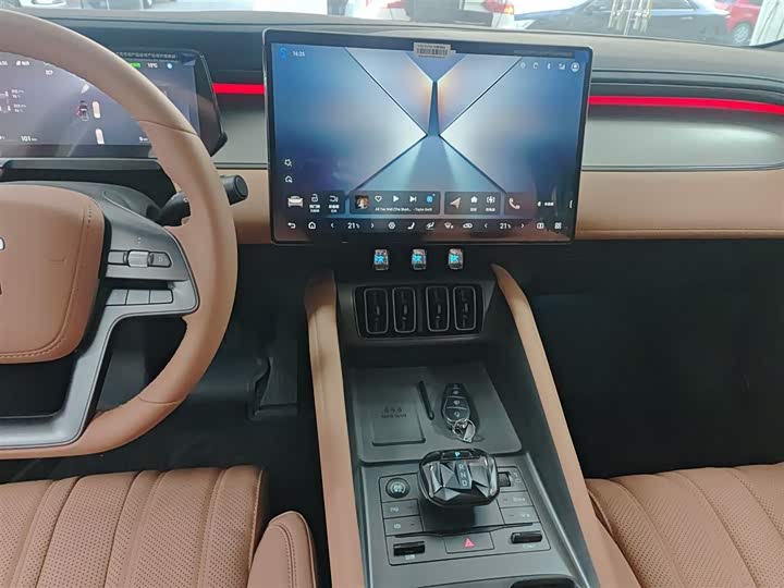 BYD Song L 2025 2025款 智驾版 550km 卓越型