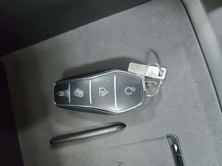 BYD Song L 2025 2025款 智驾版 550km 卓越型