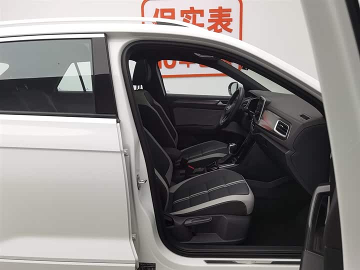 Volkswagen T-Roc 2023 2023款 300TSI DSG两驱辰光版