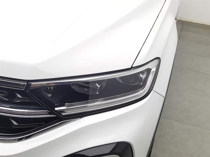 Volkswagen T-Roc 2023 2023款 300TSI DSG两驱辰光版