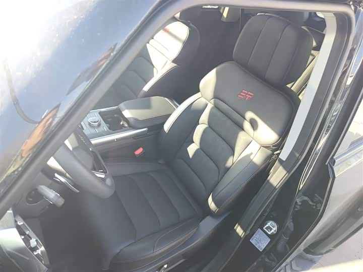 Jetour T2 2025 2025款 2.0TD DCT 四驱星际卫士