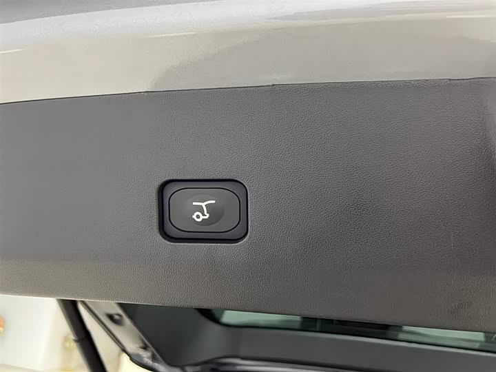 Ford Edge 2025 2025款 锐界L 2.0T EcoBoost 四驱七座至尊型