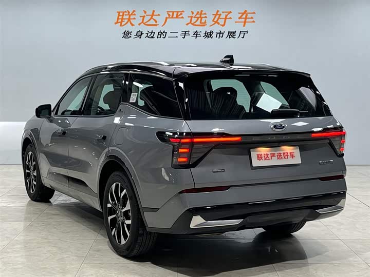 Ford Edge 2025 2025款 锐界L 2.0T EcoBoost 四驱七座至尊型