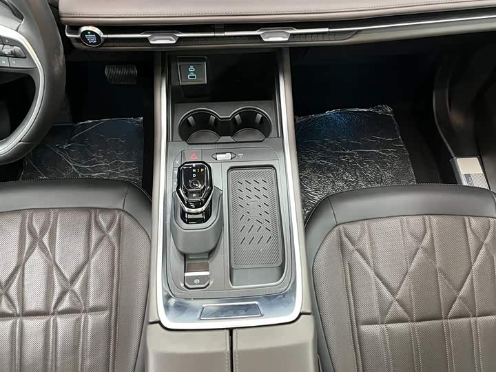 Ford Edge 2025 2025款 锐界L 2.0T EcoBoost 四驱七座至尊型