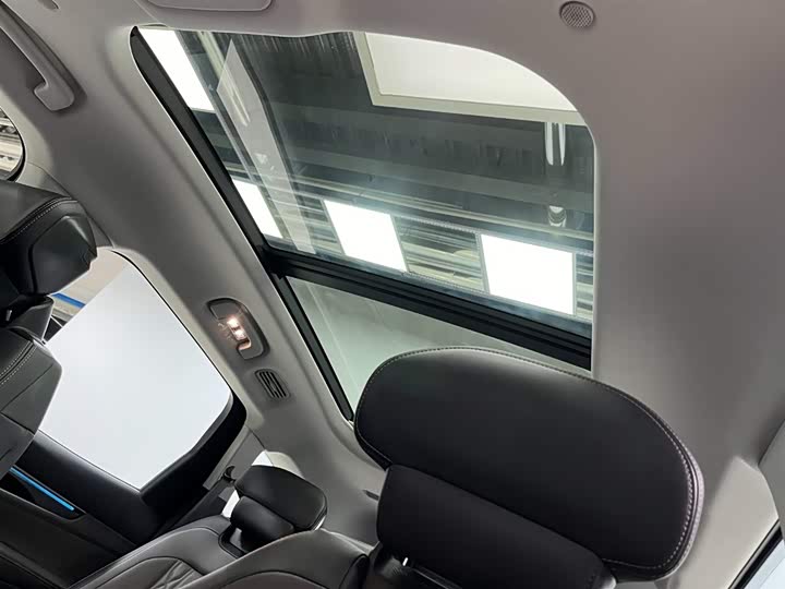 Ford Edge 2025 2025款 锐界L 2.0T EcoBoost 四驱七座至尊型