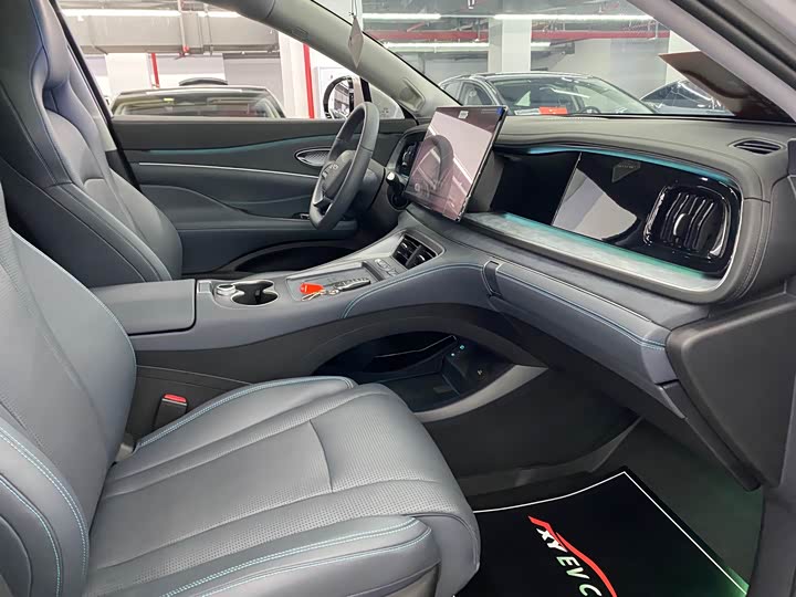 BYD Sea Lion 07 DM-i Hybrid 2025 2025款 150 领航+版